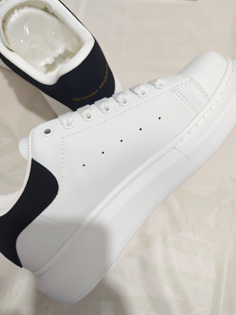 White Alexander McQueen Oversized Platform Sneakers Men - Picture 8 of 9